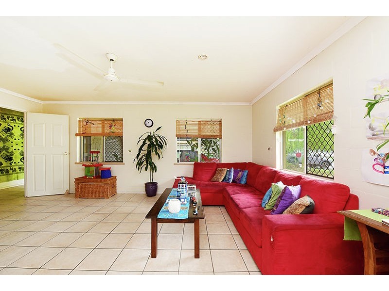 9 Adori Street, Currimundi QLD 4551