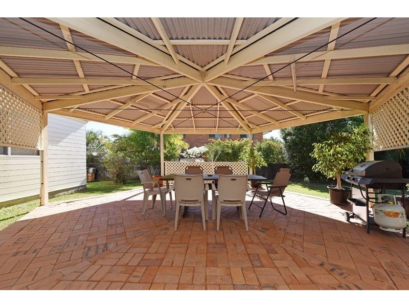 17 Culla Culla Street, Battery Hill QLD 4551