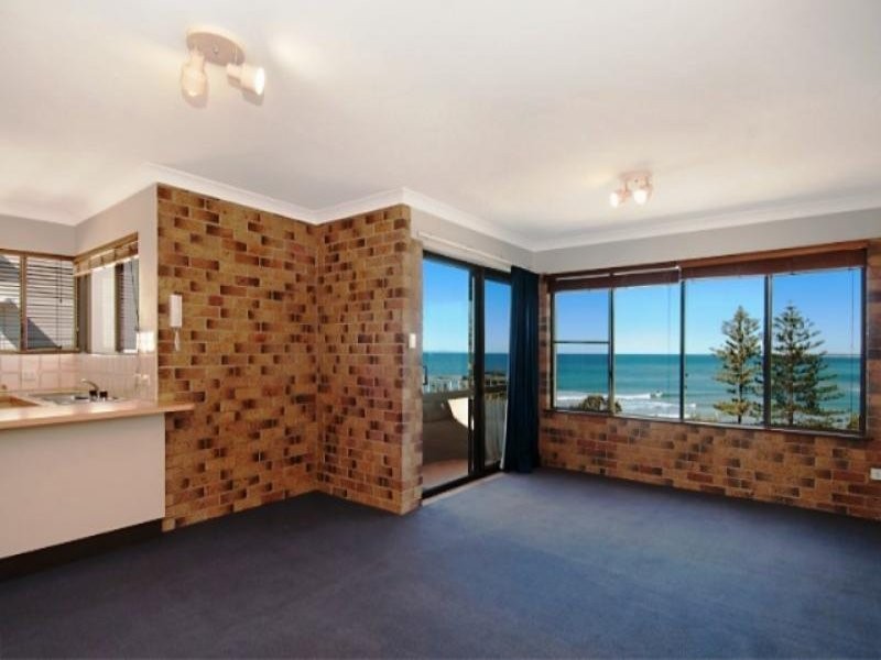9/7 Bulcock Beach Esplanade, Caloundra QLD 4551