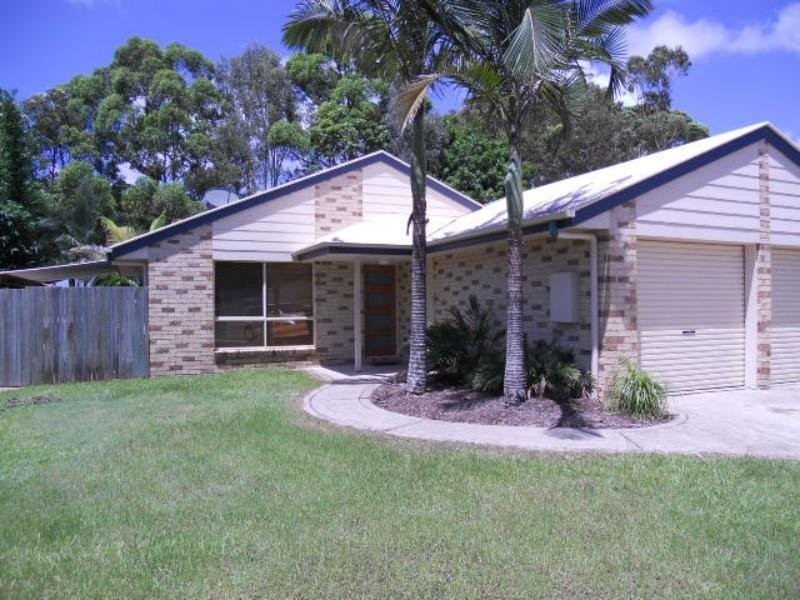 8 Pinanga Place, Little Mountain QLD 4551