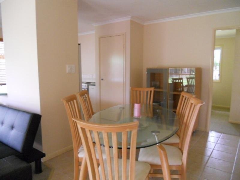 8 Pinanga Place, Little Mountain QLD 4551