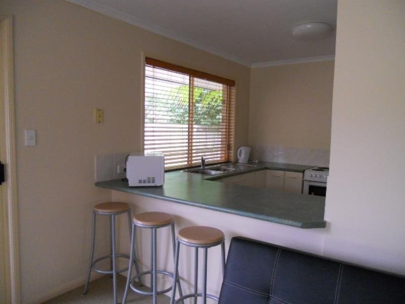 8 Pinanga Place, Little Mountain QLD 4551