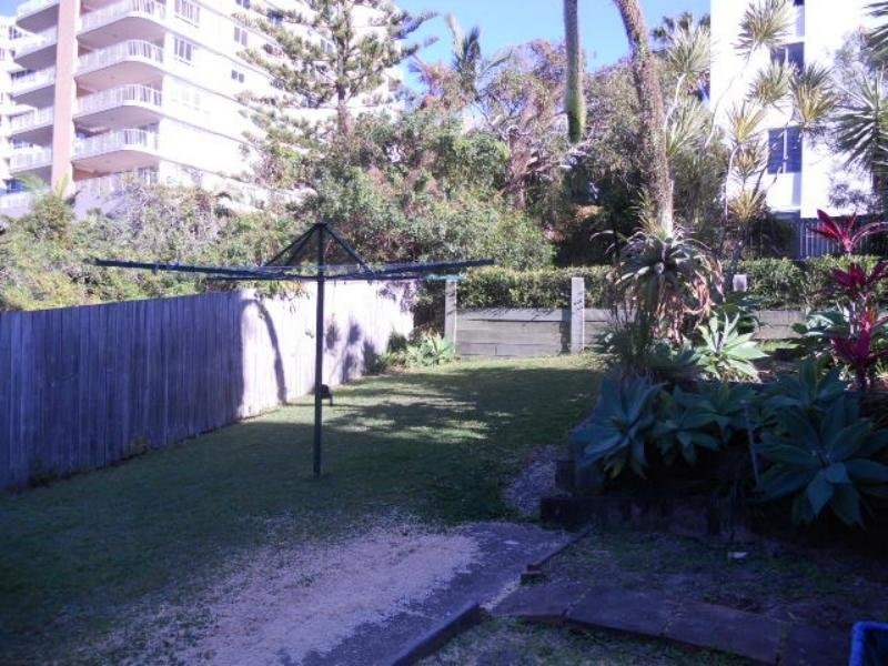 3/27 Moreton Parade, Kings Beach QLD 4551