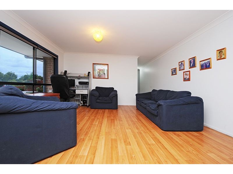 10 Bush Nut Court, Little Mountain QLD 4551