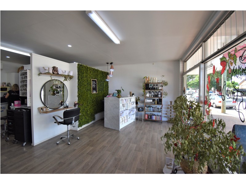 130-132 Churchill Street, Childers QLD 4660