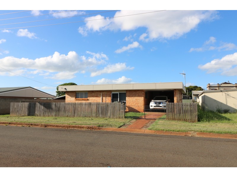 130-132 Churchill Street, Childers QLD 4660