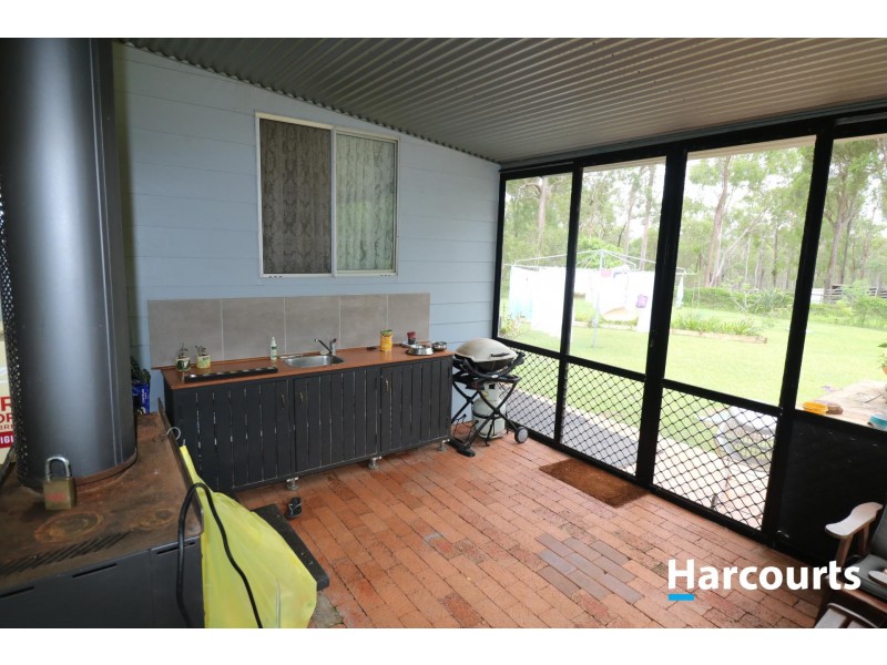 233 Webbs Road, Redridge QLD 4660
