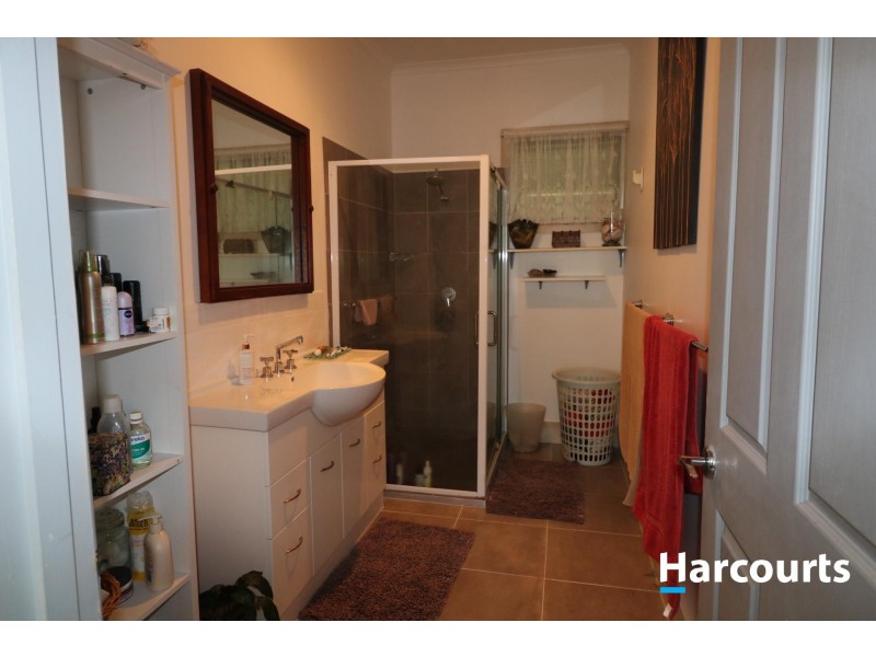 233 Webbs Road, Redridge QLD 4660