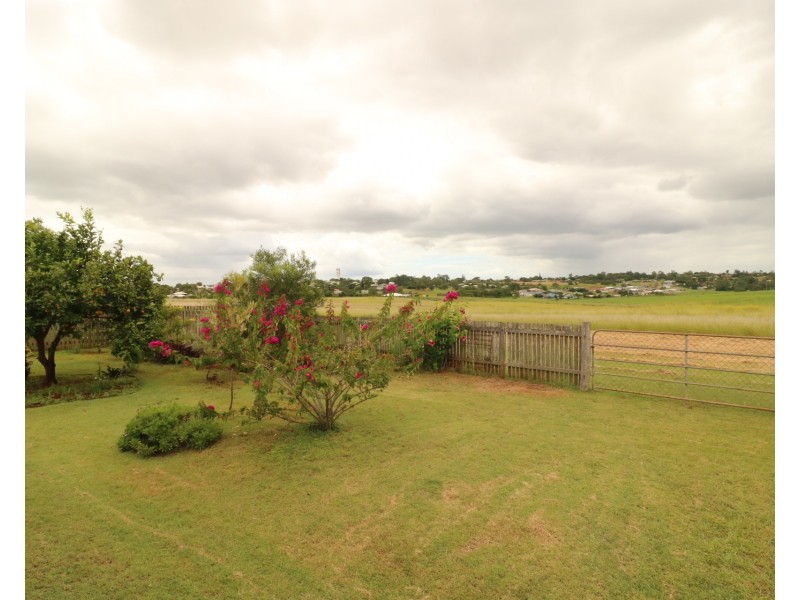 11 Ginns Road, Childers QLD 4660