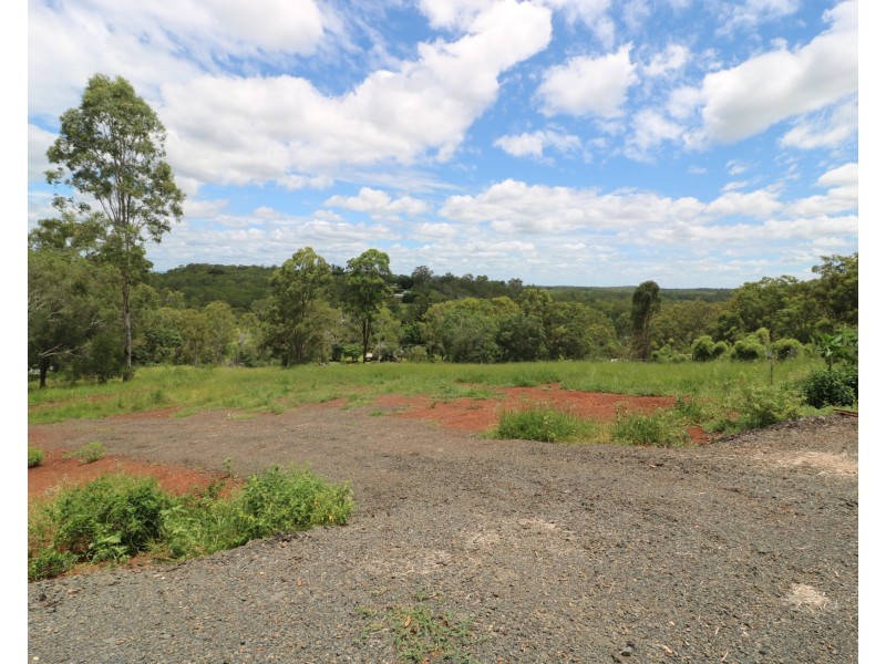 286 Old Creek Road, Childers QLD 4660