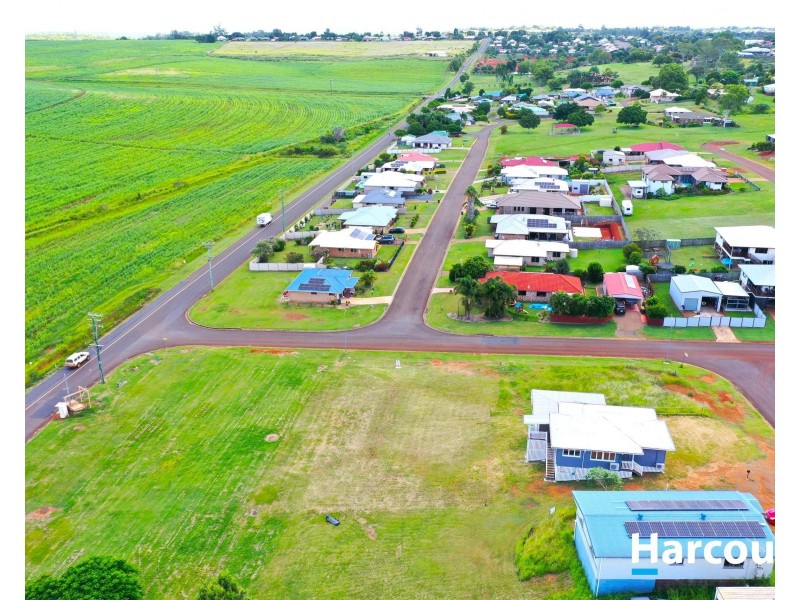 4 HENDLE ST, Childers QLD 4660