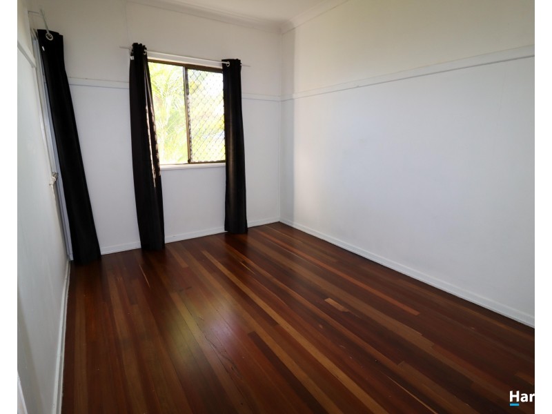 18 Tobruk Street, Svensson Heights QLD 4670