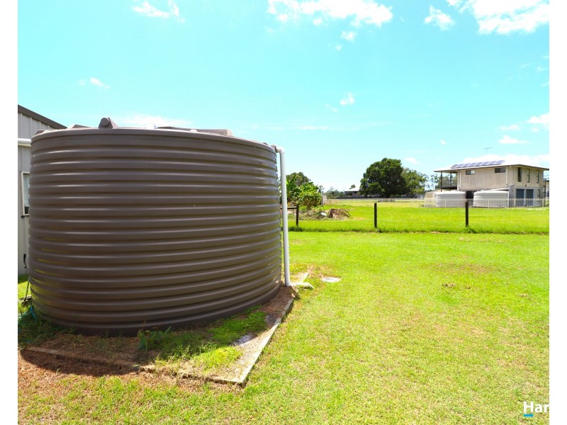 5 BROLGA CLOSE, Buxton QLD 4660