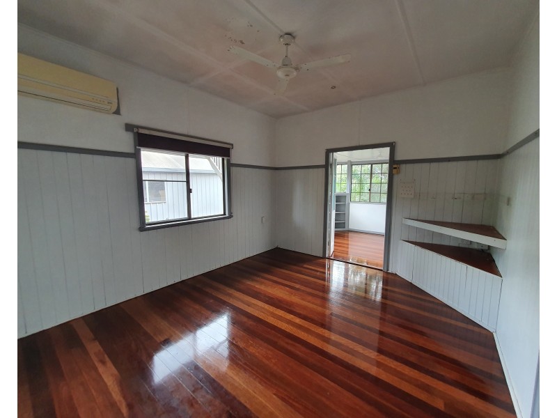 3 Noel Street, Childers QLD 4660