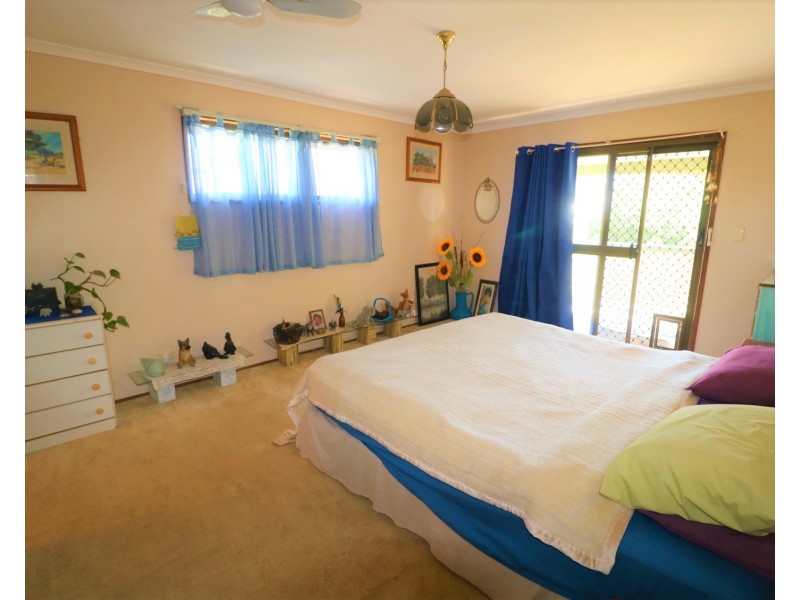 284 Gentle Annie  Road, Apple Tree Creek QLD 4660