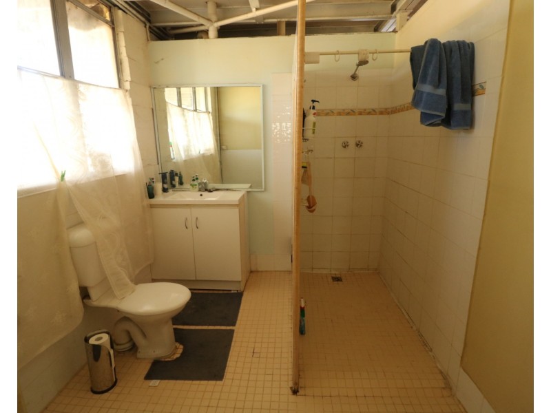 284 Gentle Annie  Road, Apple Tree Creek QLD 4660