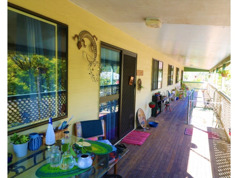 284 Gentle Annie  Road, Apple Tree Creek QLD 4660