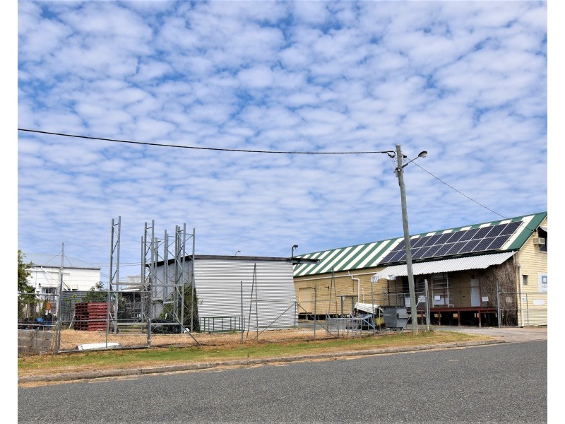 8-10 Victoria Street, Biggenden QLD 4621