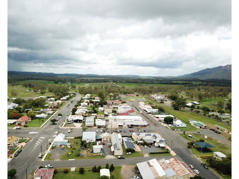 8-10 Victoria Street, Biggenden QLD 4621