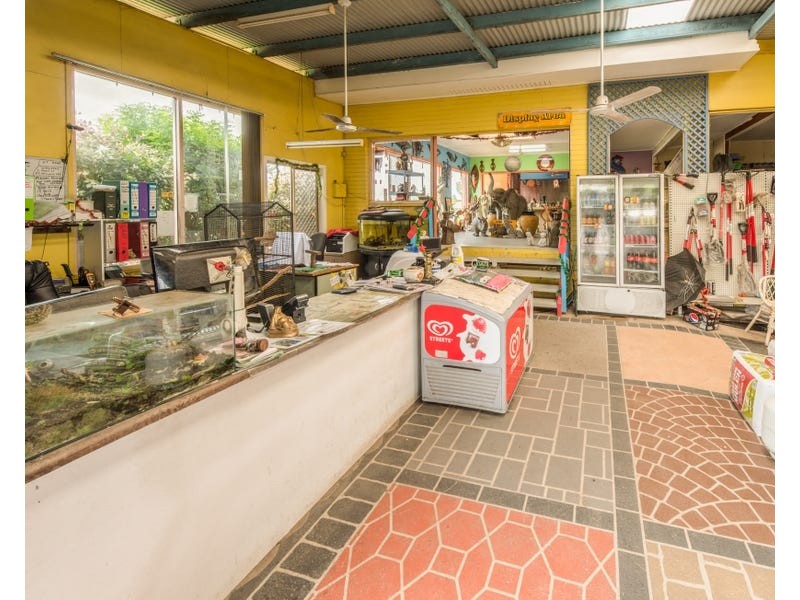 171 AVOCA ROAD, Avoca QLD 4670