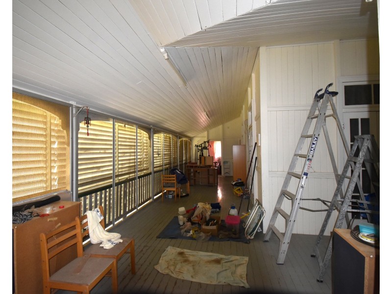 12 Frederick St, Biggenden QLD 4621