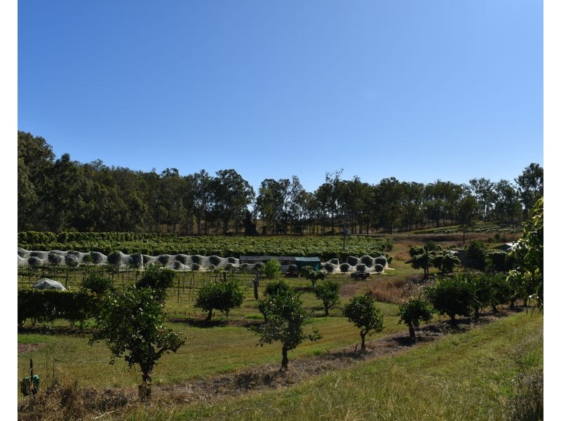 86 Simpsons Road, Bullyard QLD 4671