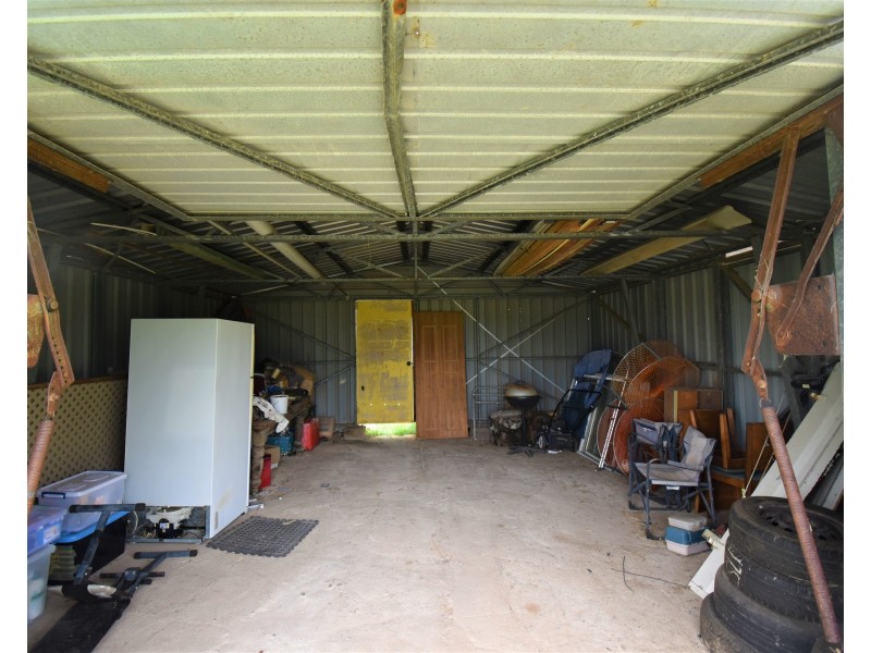 22 Bourke  Street, Byrnestown QLD 4625