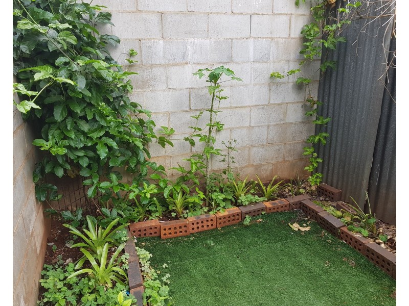 80 Churchill  Street, Childers QLD 4660