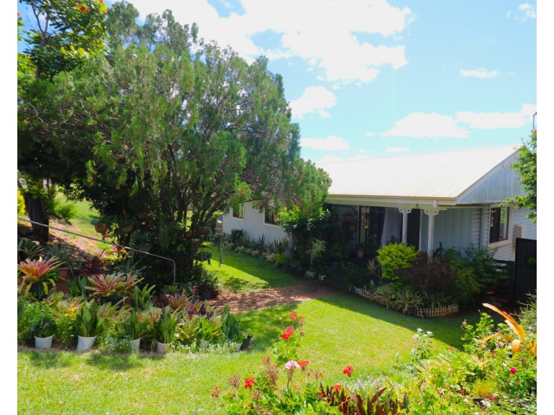 5 Queen Street, Childers QLD 4660