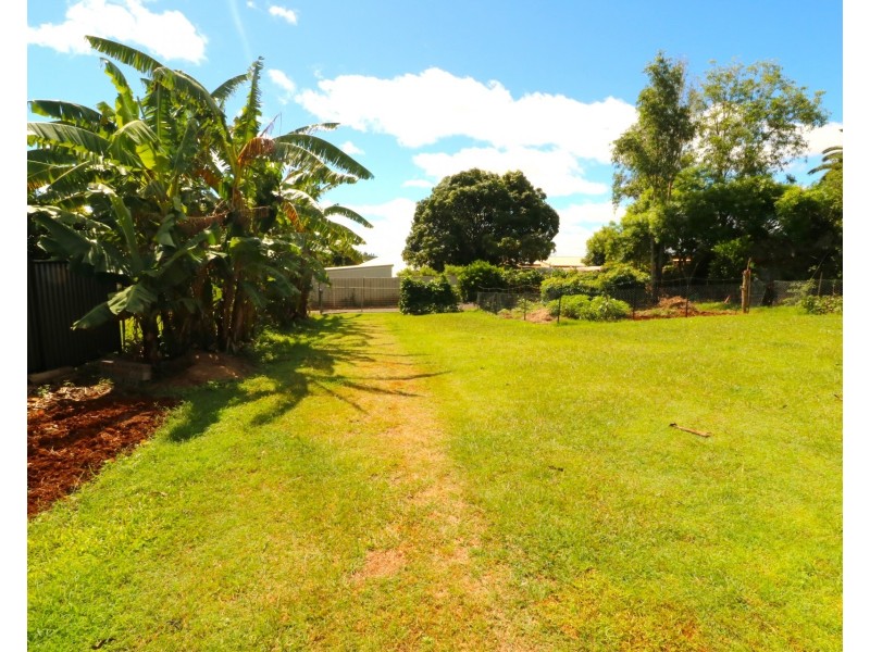 5 Queen Street, Childers QLD 4660