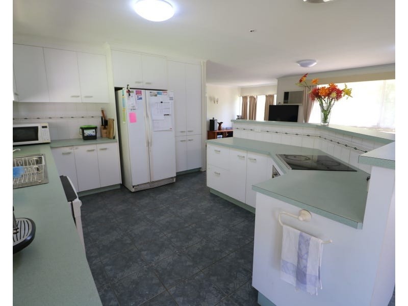 154 Foleys Road, North Gregory QLD 4660