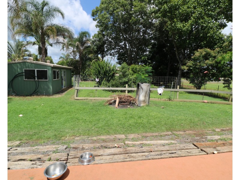 158 Station Road, Horton QLD 4660