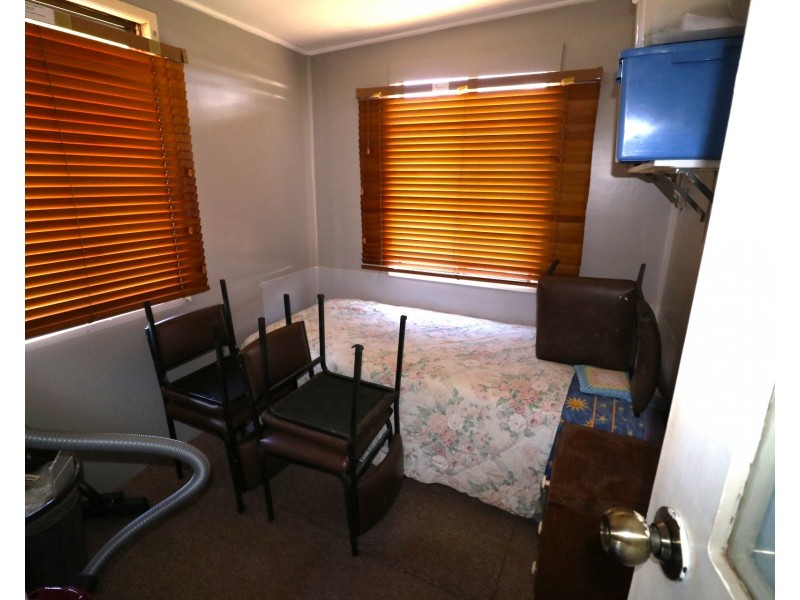 30 North Street, Childers QLD 4660