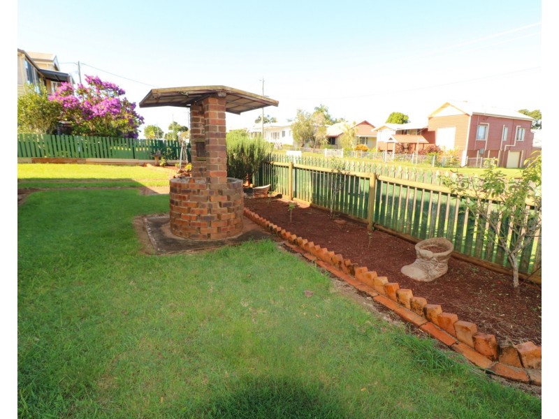 30 North Street, Childers QLD 4660