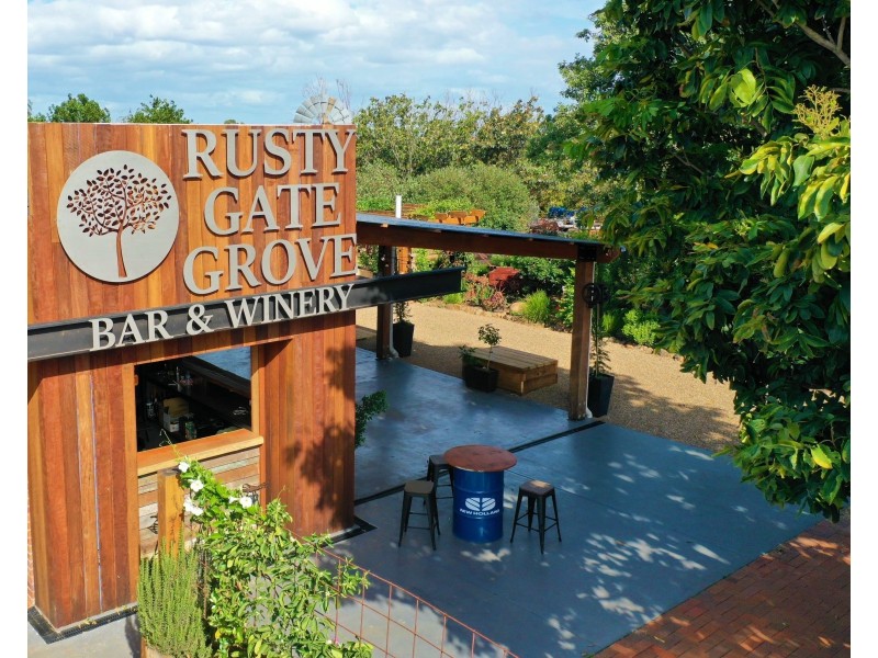 1 Cottonwood Close, Doolbi QLD 4660