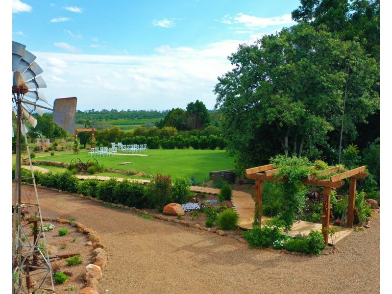 1 Cottonwood Close, Doolbi QLD 4660