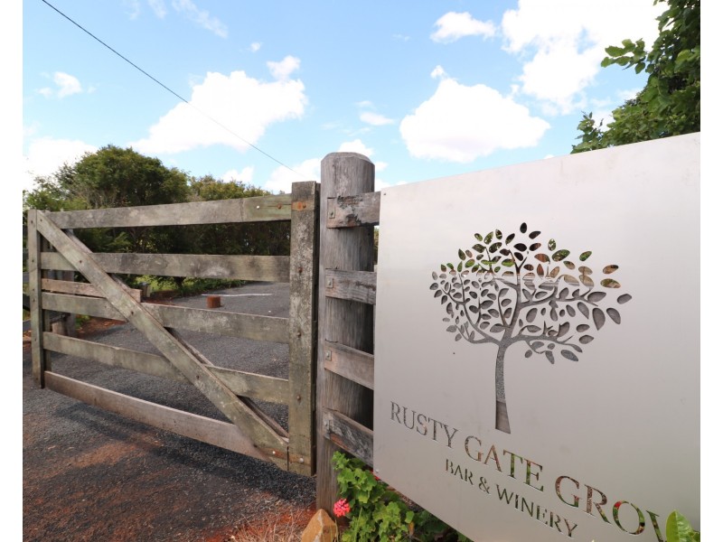 1 Cottonwood Close, Doolbi QLD 4660