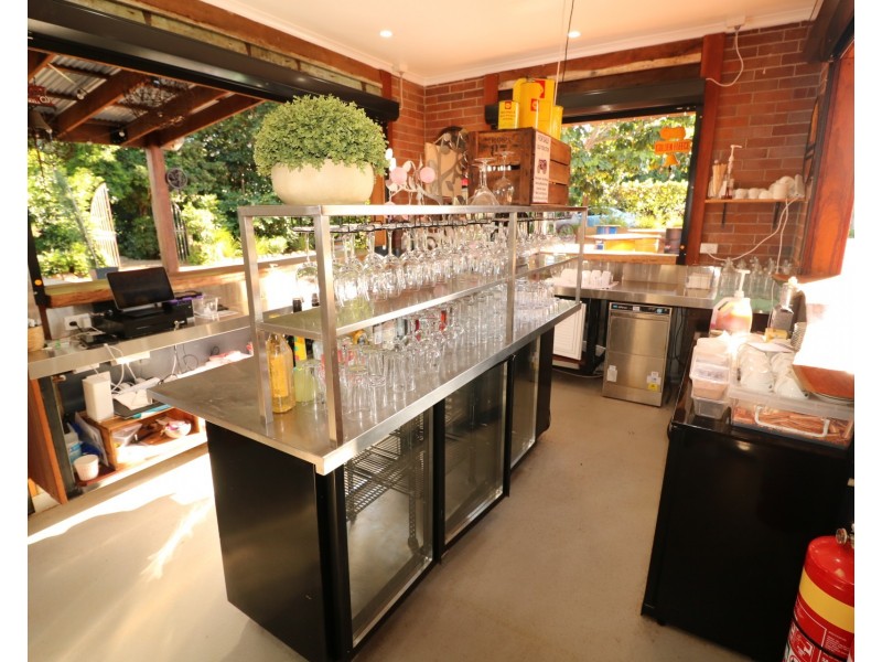 1 Cottonwood Close, Doolbi QLD 4660