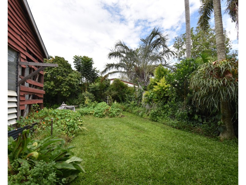 1 Mill Street, Wallaville QLD 4671