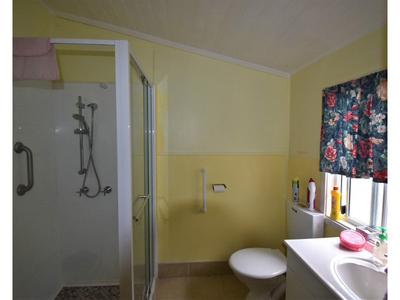14 Tardent Street, Biggenden QLD 4621