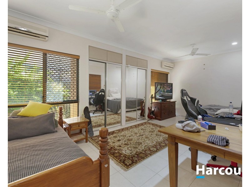 166 Barolin Esplanade, Coral Cove QLD 4670