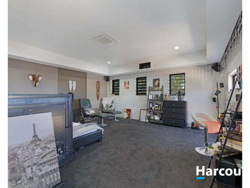 166 Barolin Esplanade, Coral Cove QLD 4670