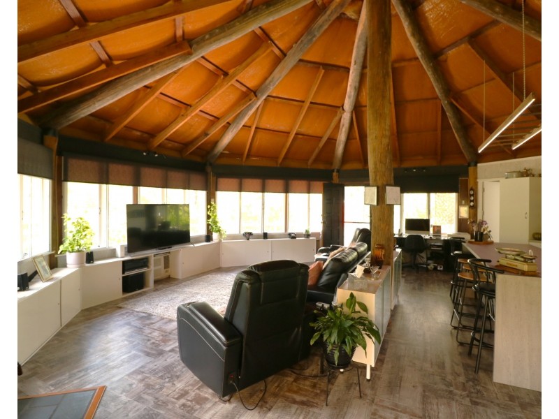 8 Morton Close, Apple Tree Creek QLD 4660