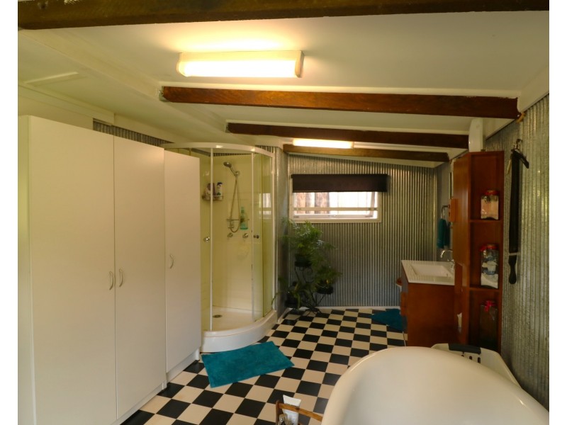 8 Morton Close, Apple Tree Creek QLD 4660