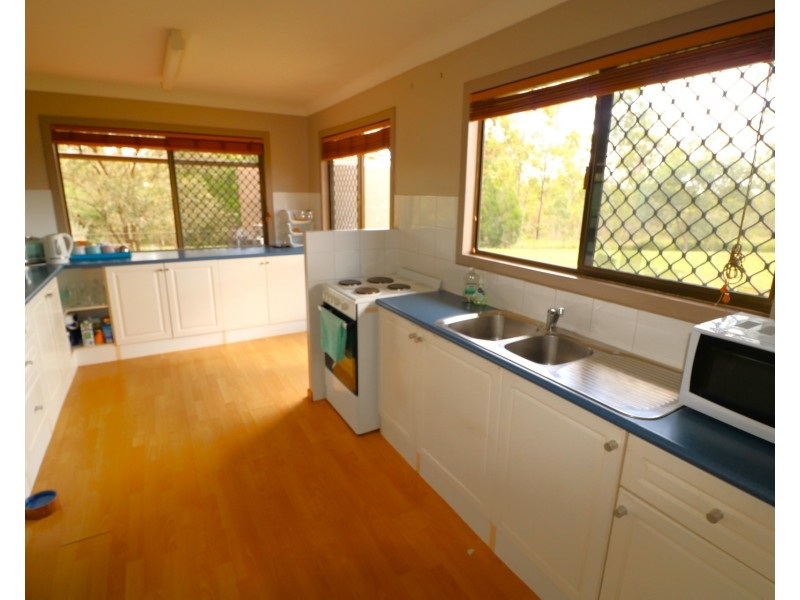 143 Bunns Road, Apple Tree Creek QLD 4660