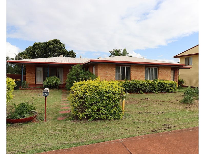 208 Churchill Street, Childers QLD 4660