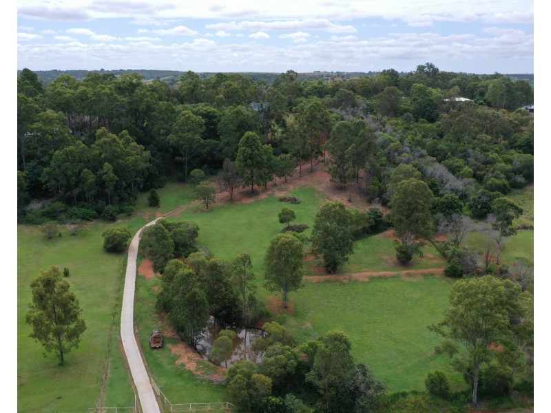 32 Lake View Drive, Apple Tree Creek QLD 4660