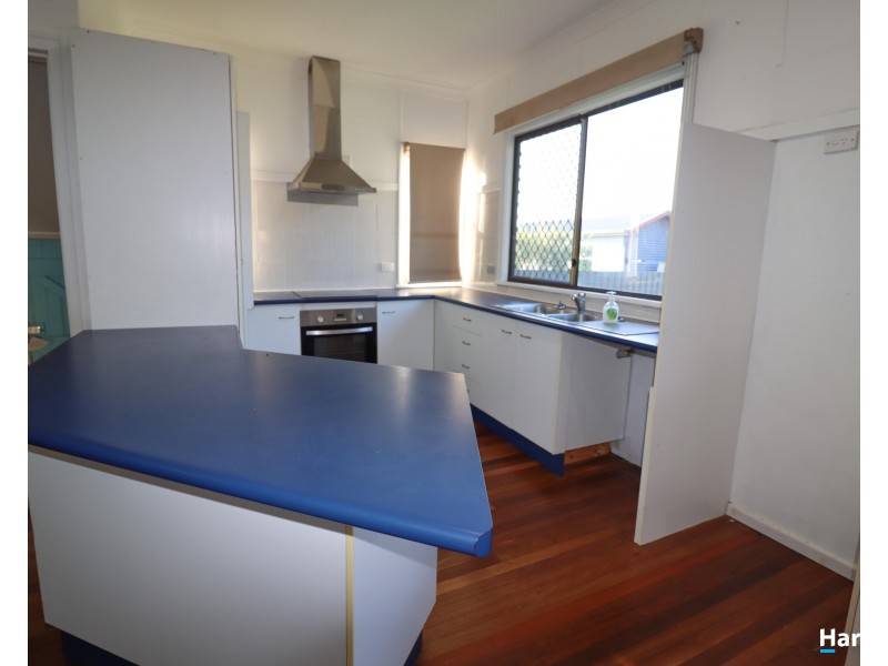 18 Tobruk Street, Svensson Heights QLD 4670