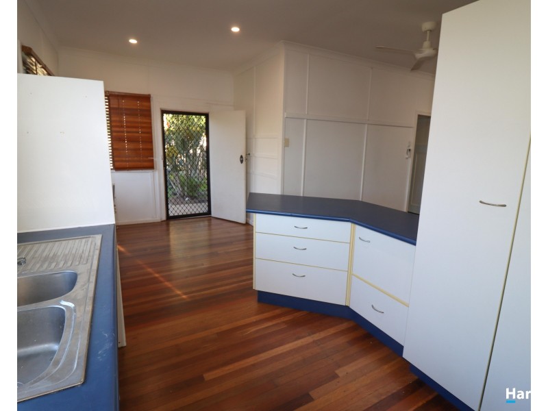 18 Tobruk Street, Svensson Heights QLD 4670