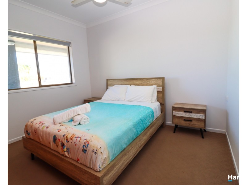 194 Esplanade, Woodgate QLD 4660
